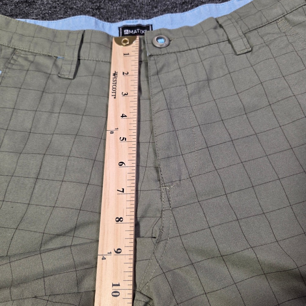 Matix Jerobi Shorts Mens 28 Olive Green Grid Pattern Skateboarding Streetwear - Picture 4 of 7